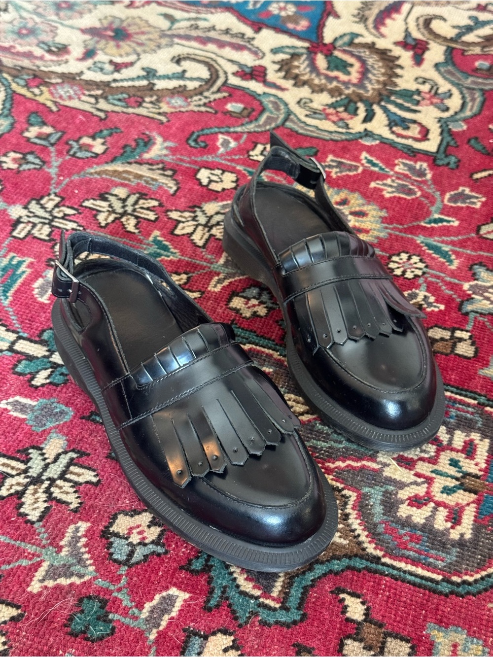 Dr. Martens Valentine slingback loafers in black polished leather - Picture 2 of 8